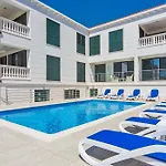 Villa Slano Slano