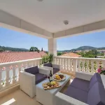 Villa Slano *